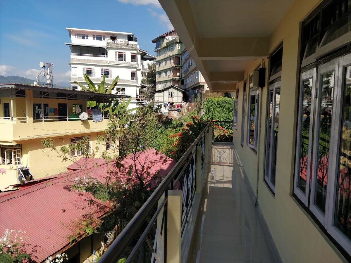 Hotel Pine Leaf Gangtok Eksteriør bilde